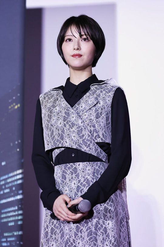 大河ドラマ「豊臣兄弟!」で秀吉の妻となる寧々を演じている浜辺美波。第36回東京国際映画祭参加時、2023年11月1日