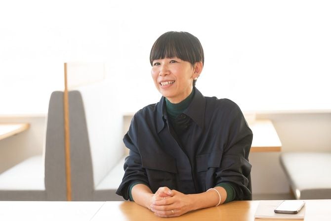 商品紹介ページにはスタッフ自らが登場し、商品の使い方や魅力を伝えている