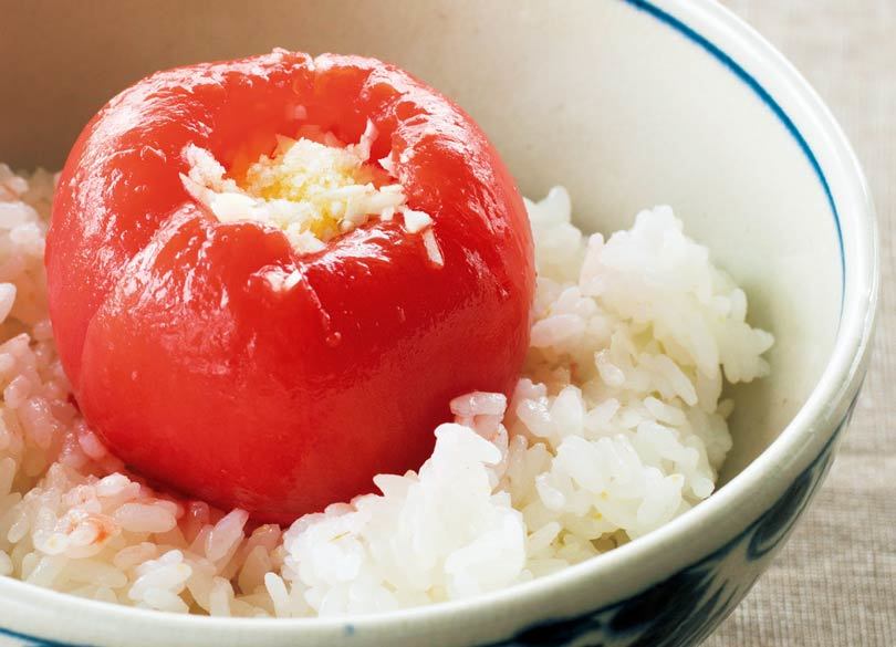 二日酔いに効く「トマトかけご飯」とは 頭痛、吐き気を解消