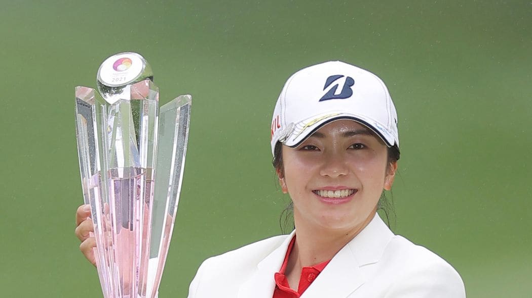 ｢笑顔は一瞬､その後は涙｣引退危機だった堀琴音が"プロ8年目の初優勝"を果たすまで ｢もうゴルフは辞めたい｣と思った