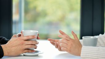 ちゃんと伝えたのになぜ理解できないんだ…そんな人が職場や家庭の会話で胸に刻みたい"10文字の心の標語"