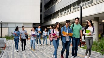 ｢早稲田vs慶應｣個性的な大学はどっち?