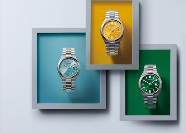 シチズン製 EXPO90 読売新聞 社長賞 非売品 腕時計美品 稼働 他社にはない」高級腕時計に和紙文字盤 限定モデルに生きる飯田