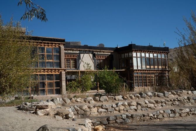 セクモルスクールの建物