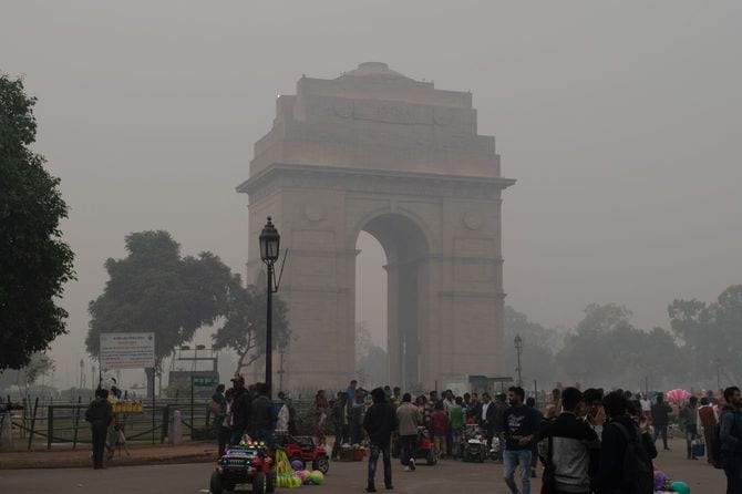 スモッグに覆われた、冬のニューデリー