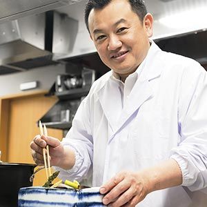 銀座 ふたご屋 ママ 作家 ますい志保さん President Online プレジデントオンライン