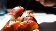 だから外国人客が感動する…世界の中で一目置かれる｢高級寿司の値段の高さ｣の知られざるカラクリ
