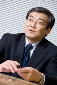 指数連動型ETFやバフェット式、テンプルトン式で運用する<br><strong>経済評論家 山崎 元</strong>●1958年生まれ。経済評論活動を続けるかたわら、投資と投資教育のコンサルティングを行っている。