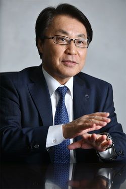 松山一雄氏