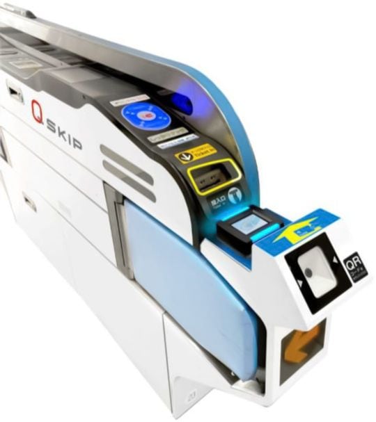 「クレジットカードのタッチ機能」および「QRコード」に対応した改札機