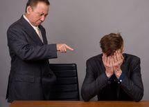 社員が会社の金に手をつけた。どうする？