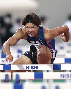 男子110メートル障害決勝で優勝した金井大旺（ミズノ）