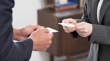本日はどうぞよろしくお願いします｣に一流の人が添える