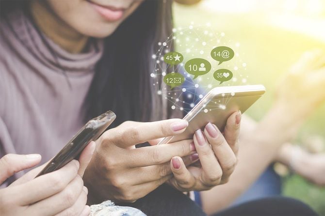 スマートフォン