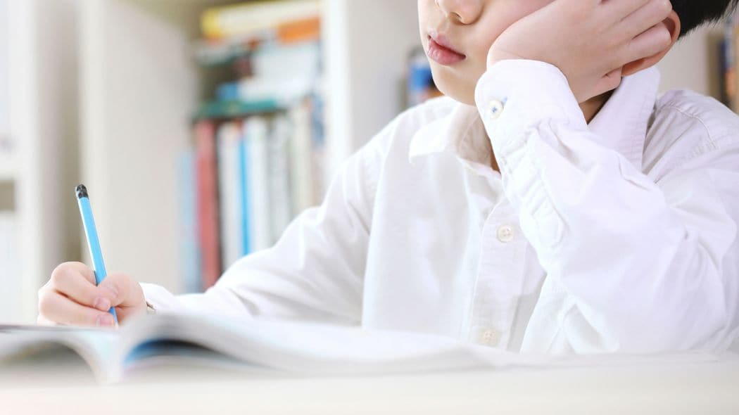 ｢緊張しなくていいからね｣より効果的…ガチガチで受験会場に向かう我が子にかけたい親のポジティブフレーズ 緊張しなくていいと言われると人は緊張してしまう…