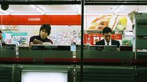 節約でも､我慢でも､毎月の家計簿でもない…｢コンビニ通い｣を止められない相談者にFPが出した答え