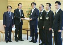 "だったら密談でやる"安倍首相の開き直り