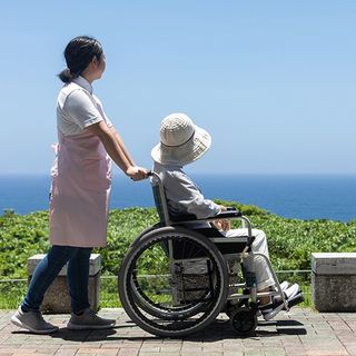 クソどうでもいい仕事 よりエッセンシャル ワークのほうが 給料が低い 意外な理由 必要とされる労働者は妬みの対象に President Online プレジデントオンライン