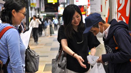 ホームレスを おっちゃん と考える人は 本当のホームレス問題を知らない ブルーシートが目立たなくなった訳 President Online プレジデントオンライン