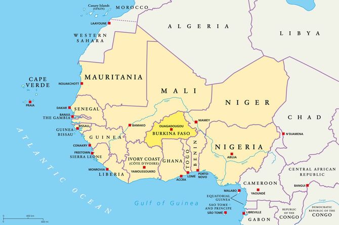 西アフリカ地域の地図とブルキナファソの位置