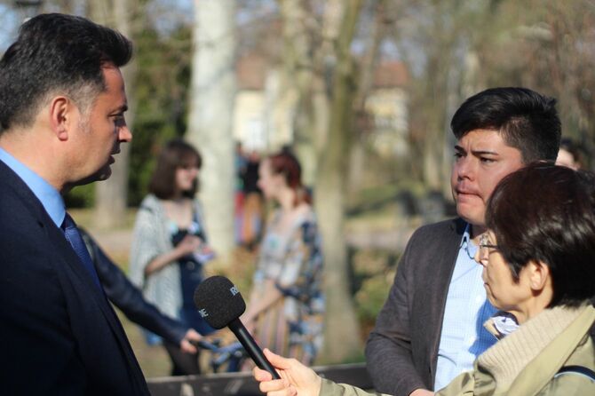 4月3日に行われたハンガリー議会選挙で、野党連合の統一首相候補だったマルキザイ氏に増田氏が取材。
