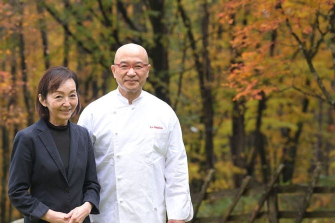 フランス料理店「ル・ゴロワ フラノ」の大塚健一、敬子夫妻