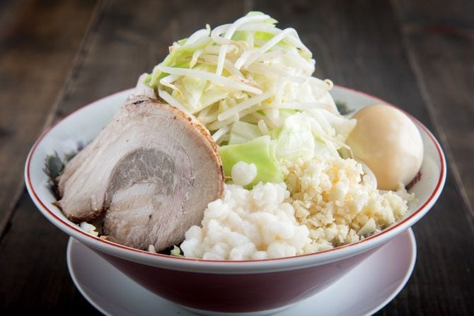 二郎系ラーメンは原価率が高くなりがち