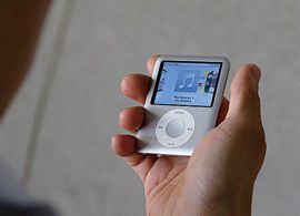 音楽違法ダウンロード。捕まったらどんな刑か