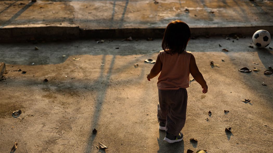 両親は2歳の私を麻袋に入れて捨てようとした…中国の農村で起きた｢一人っ子政策｣の残酷すぎる弾圧の実態