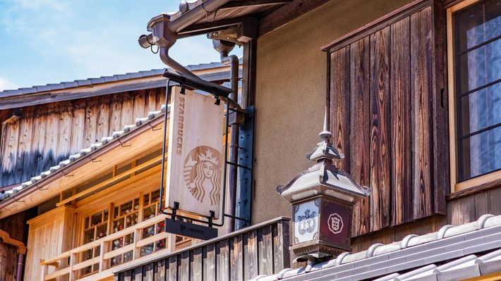重要文化財にもスタバなら出店してもいい…スタバが行政から特別扱いを受けられる本当の理由