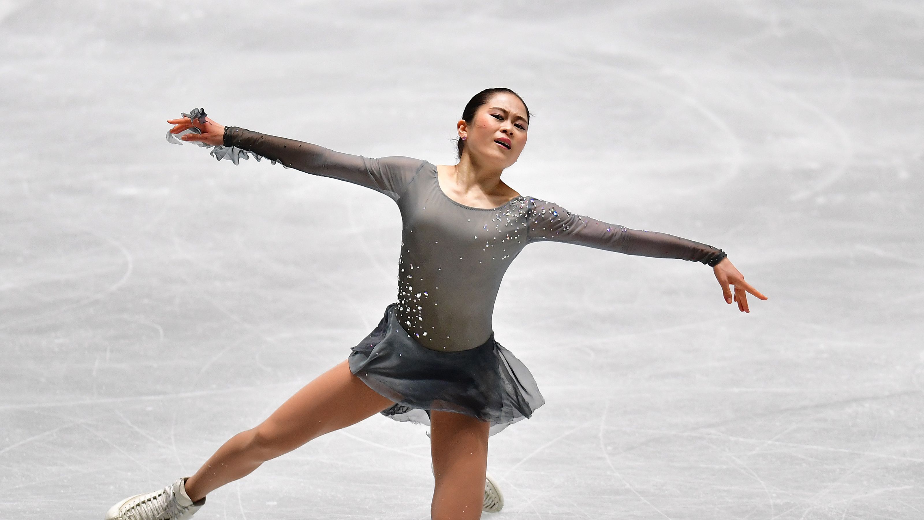 五輪直前に大ケガ 宮原知子がそれでも笑顔で3回転ジャンプができた理由 いつものように と開き直ればいい President Online プレジデントオンライン