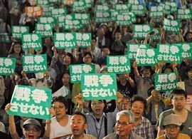 総選挙圧勝は、自民党の内部崩壊の序曲