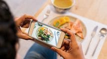 料理と景色をスマホでパシャパシャ撮る人は大損している…充実した人生を過ごす人が旅行前に決めていること