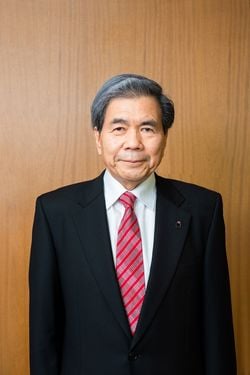熊本県の蒲島知事。「くまモンの上司」としても知られる