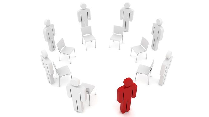 自分だけ椅子がない