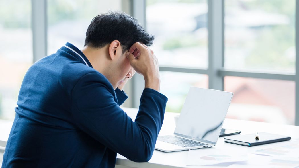 長時間労働の影響を甘く見てはいけない…｢40歳を過ぎると急増｣日本人の約4.3人に1人が発症する病気の名前 週55時間以上の労働時間でリスクが1.21倍に