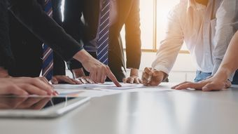 ｢いい上司･仲間に恵まれ好きな仕事をしている｣は危険すぎる…絶好調のときに陥りがちな"意外な落とし穴"