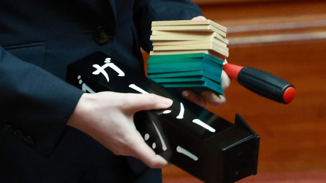 ガーシーより悪質でもクビにはならない…｢年収4500万円の特権｣にしがみつく国会議員という既得権益 ｢職務を全うするのが責任の取り方｣というウソ