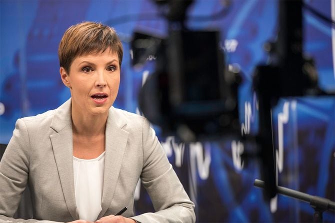 女性ジャーナリスト