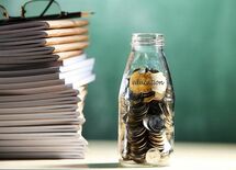 大学の学費が高騰を続ける2つの理由