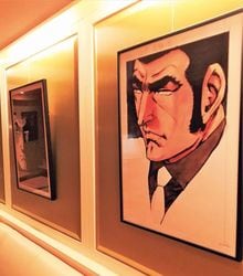 ザボンは1978年に開店。名付け親は小説家の丸谷才一。カウンターのみ3坪の店から始まり、2年で、13坪の店へ。さらに3年で、現在の20坪に。店には文壇の大御所や編集者たちが集う。