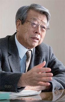 <strong>牛尾治朗</strong> うしお・じろう●1931年、兵庫県生まれ。53年東京大学法学部政治学科卒業、東京銀行入行。カリフォルニア大学大学院留学を経て、64年ウシオ電機を設立し社長に就任。79年会長。日本青年会議所会頭、経済同友会代表幹事、内閣府経済財政諮問会議議員、社会経済生産性本部会長などを歴任。