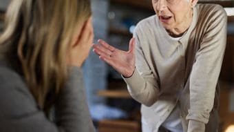 だから定年退職後にキレる老人が増える…精神科医が提案｢波長の合わない人｣に最適な"会話中の態度"
