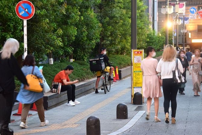 午後6時10分過ぎには、トー横キッズの姿はなくなっていた