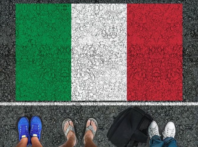 イタリア