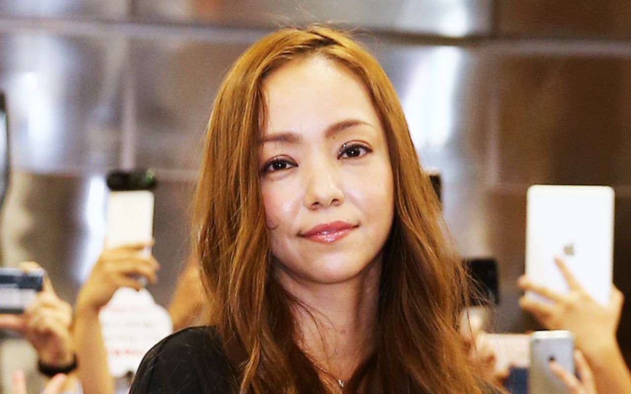家賃は月4000円 バス代260円も払えず 生活は苦しかった 安室奈美恵がトップミュージシャンになれたワケ 本当の貧困の話をしよう 未来を変える方程式 より President Online プレジデントオンライン