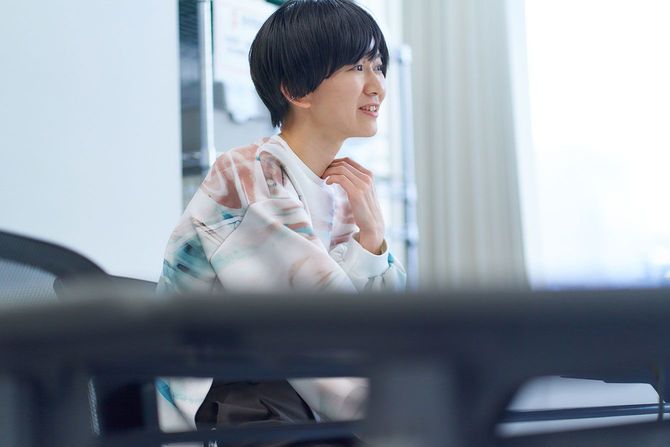 『silent』脚本家の生方美久氏。