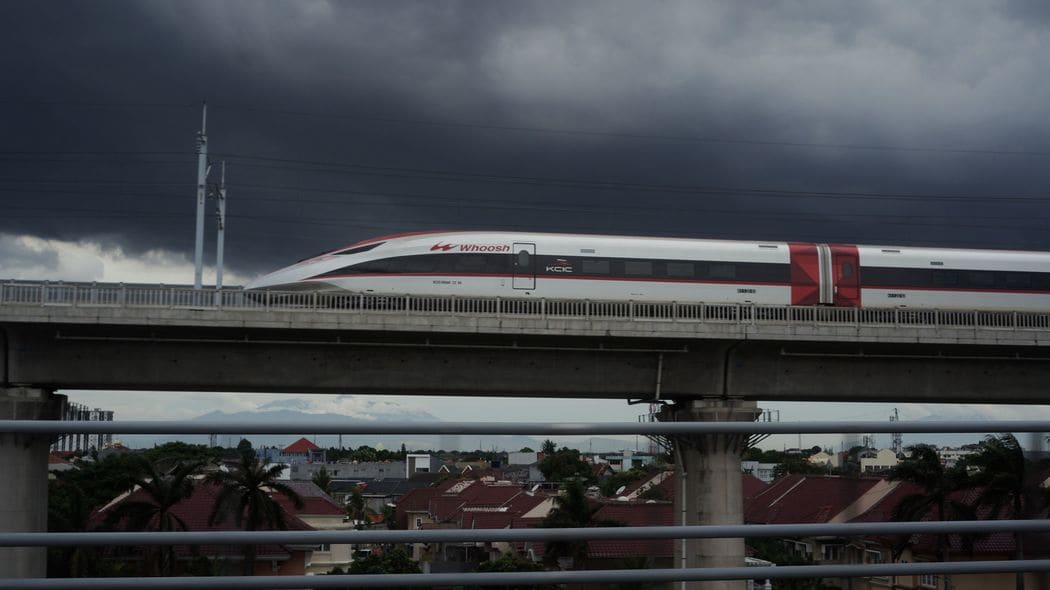 ｢日本の新幹線｣を売らずに済んでよかった…｢走るほど大赤字｣インドネシア新幹線を勝ち取った習近平の大誤算 入札に勝っていたら泥沼にはまっていた