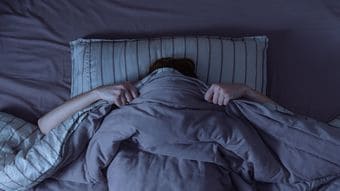 仕事が心配で､ぐっすり眠れない…｢過緊張｣を緩める3種類の休み方
