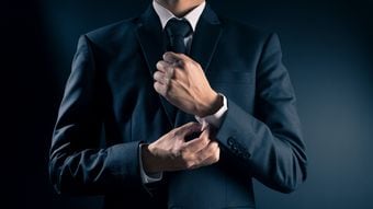 高級スーツも腕時計もいらない…キーエンス元トップ営業が明かす｢お金をかけた"たった1つのこと"」